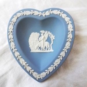 Wedgwood Heart Shaped Trinket Dish